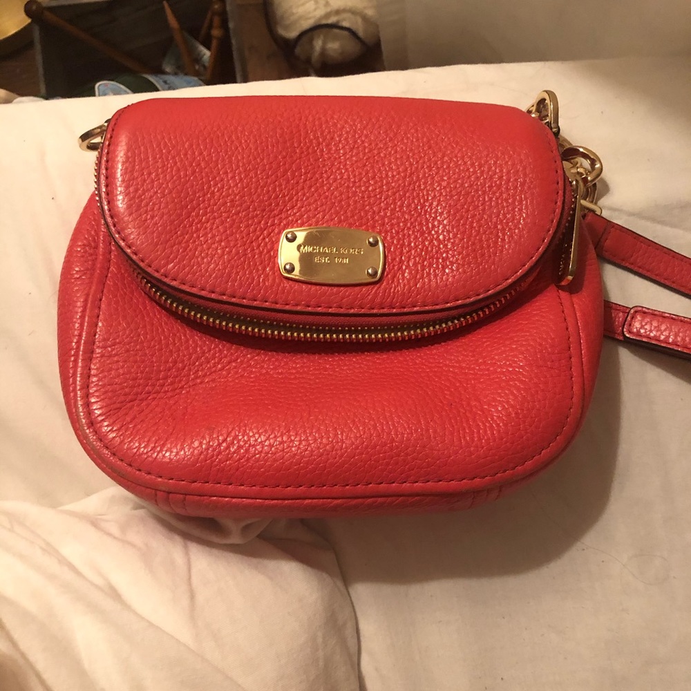 Michael Kors Bedford Flap Coral Leather Bag